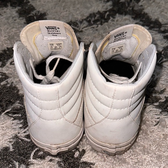 Vans Sk8-Hi Reissue High Top in White Leather - Picture 9 of 15